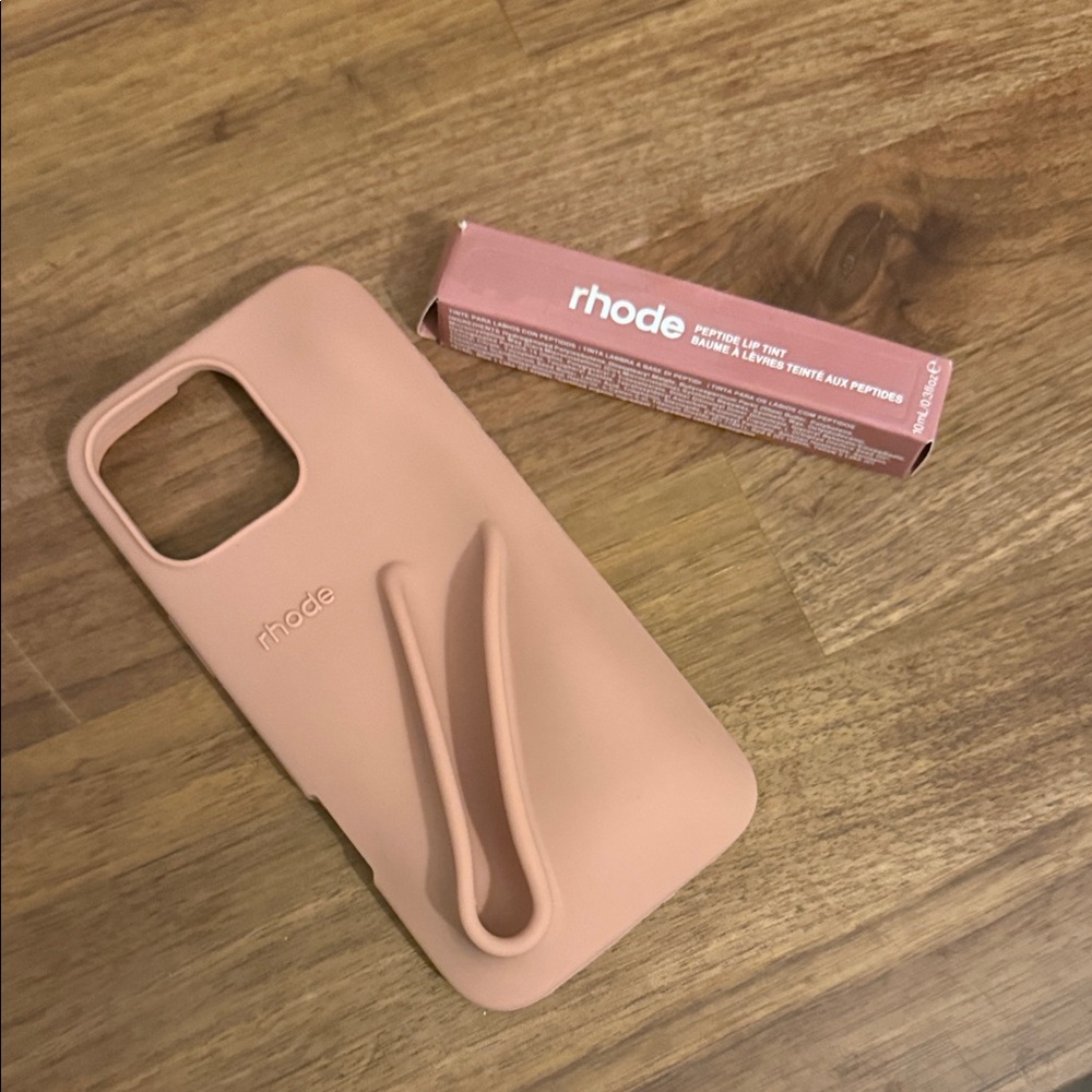 RHODE Blush Silicone Phone Case 16 Pro Max